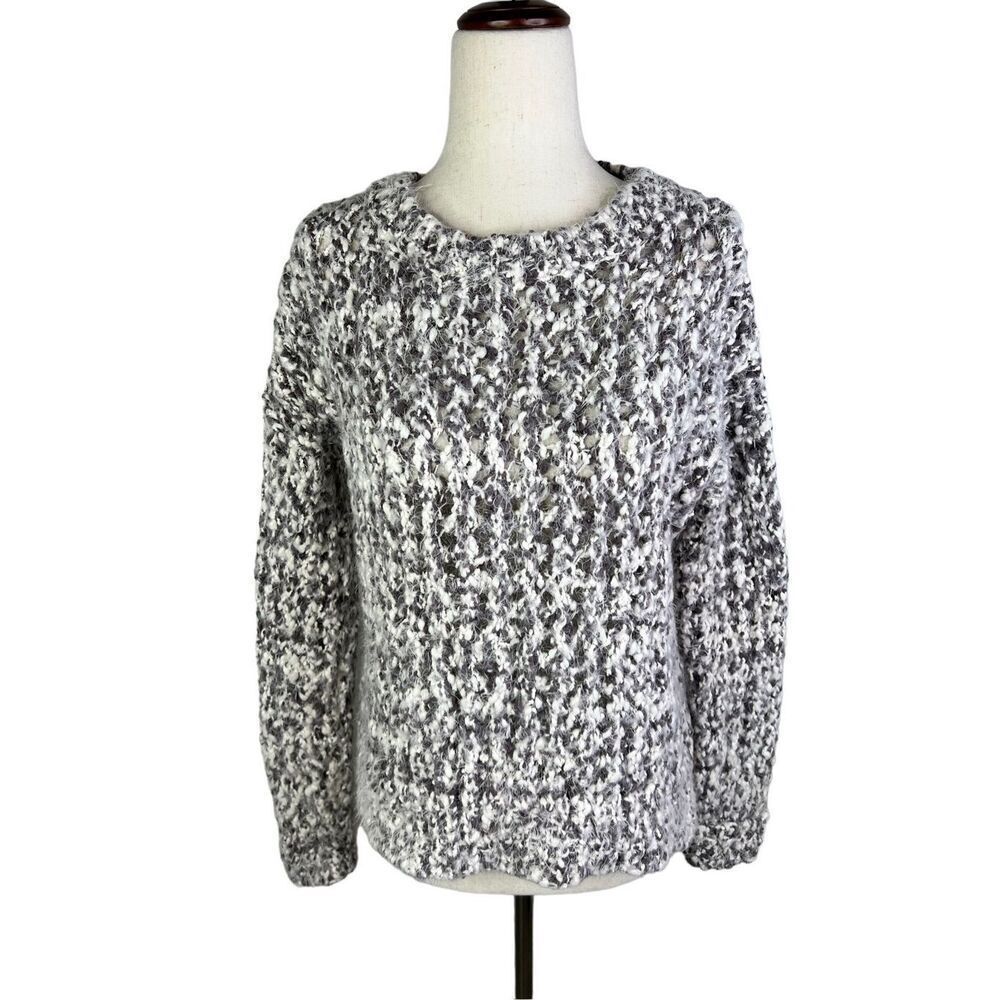 SEN designer label sweater women’s size 1 (small) gray white long sleeve knit
